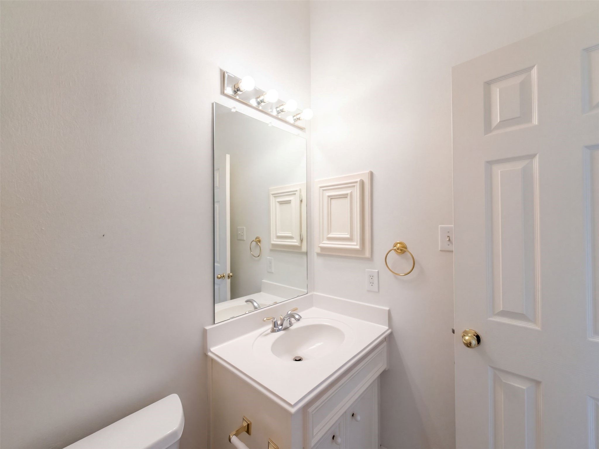 4203 Waterside Court Property Photo 28