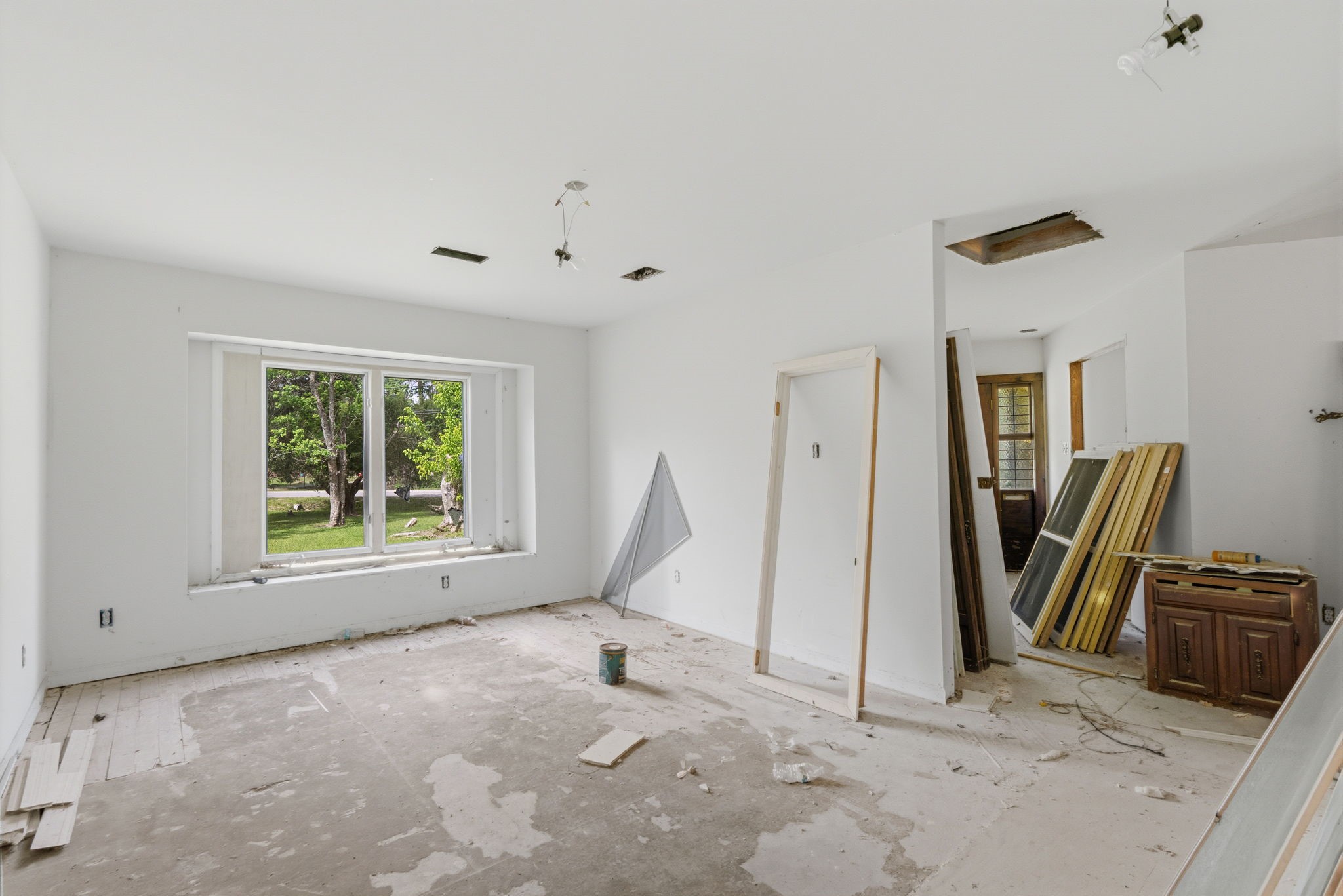 4931 Avenue T Property Photo 5