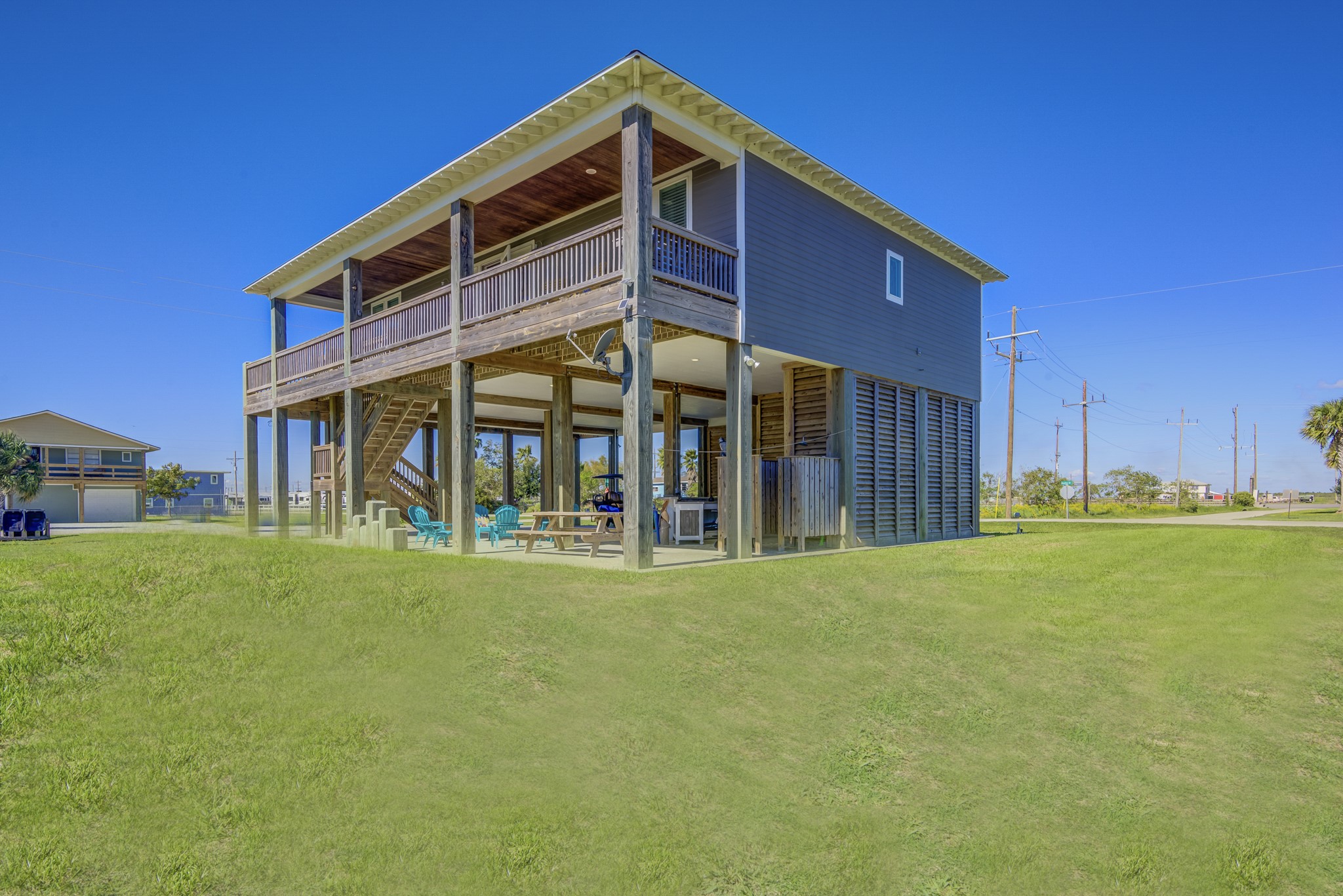 978 Surfview Property Photo 3