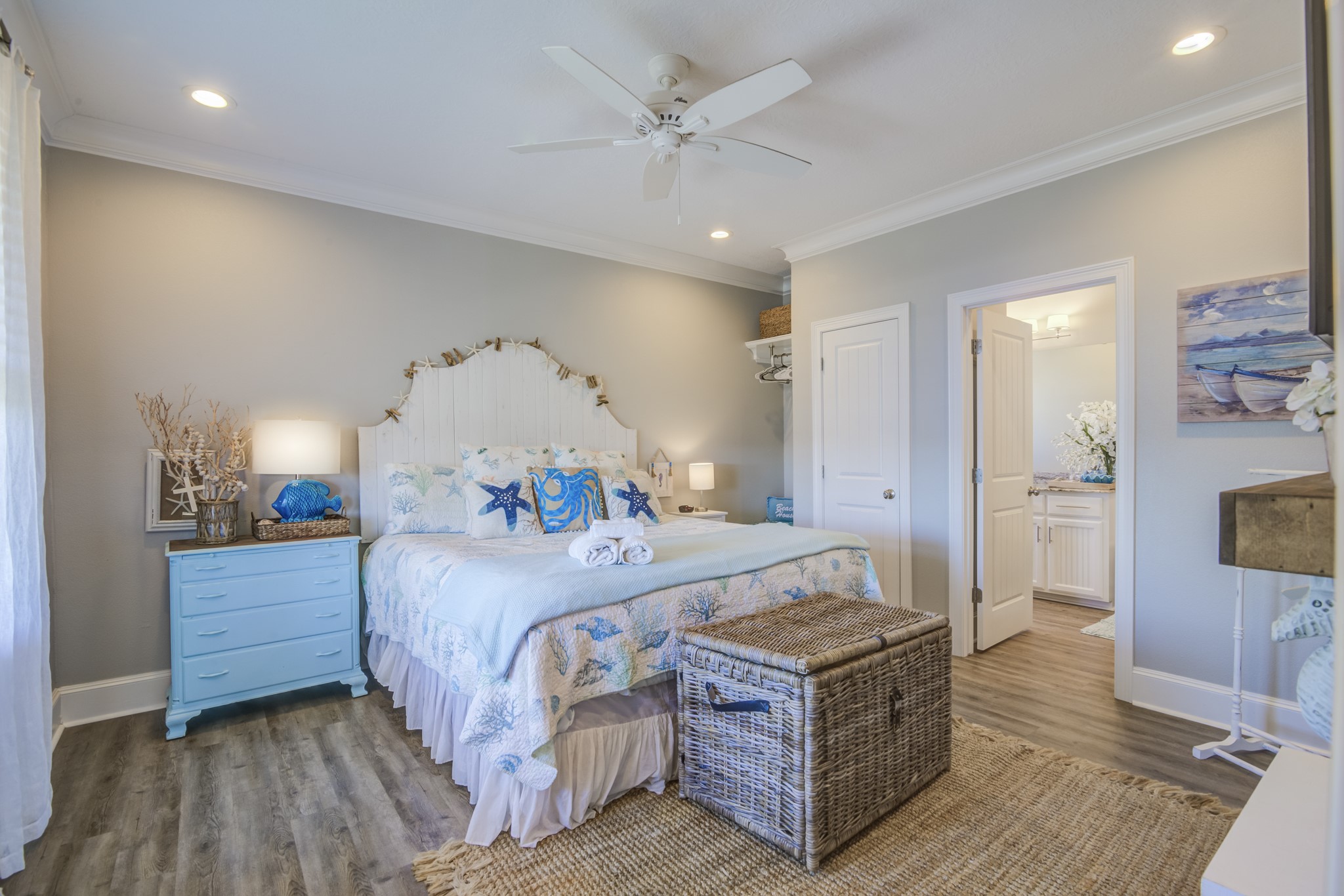 978 Surfview Property Photo 4