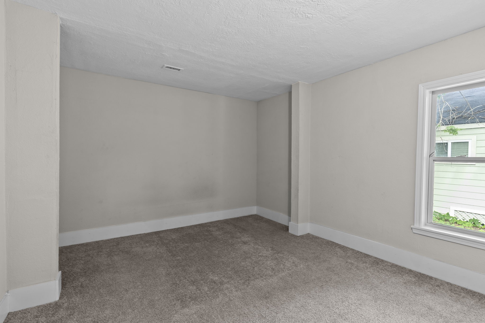 5103 New Orleans Street Property Photo 14