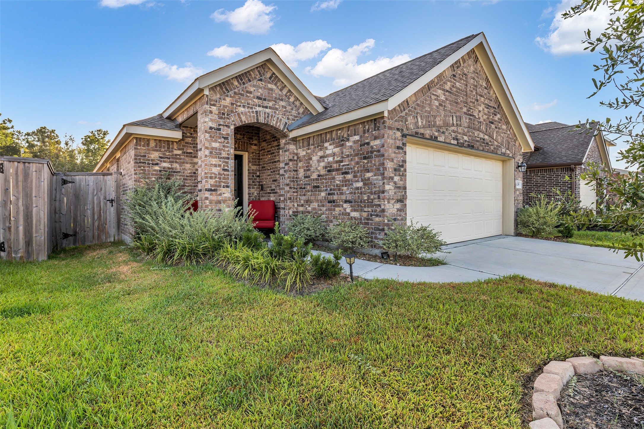 24039 Priano Forest Drive Property Photo 1