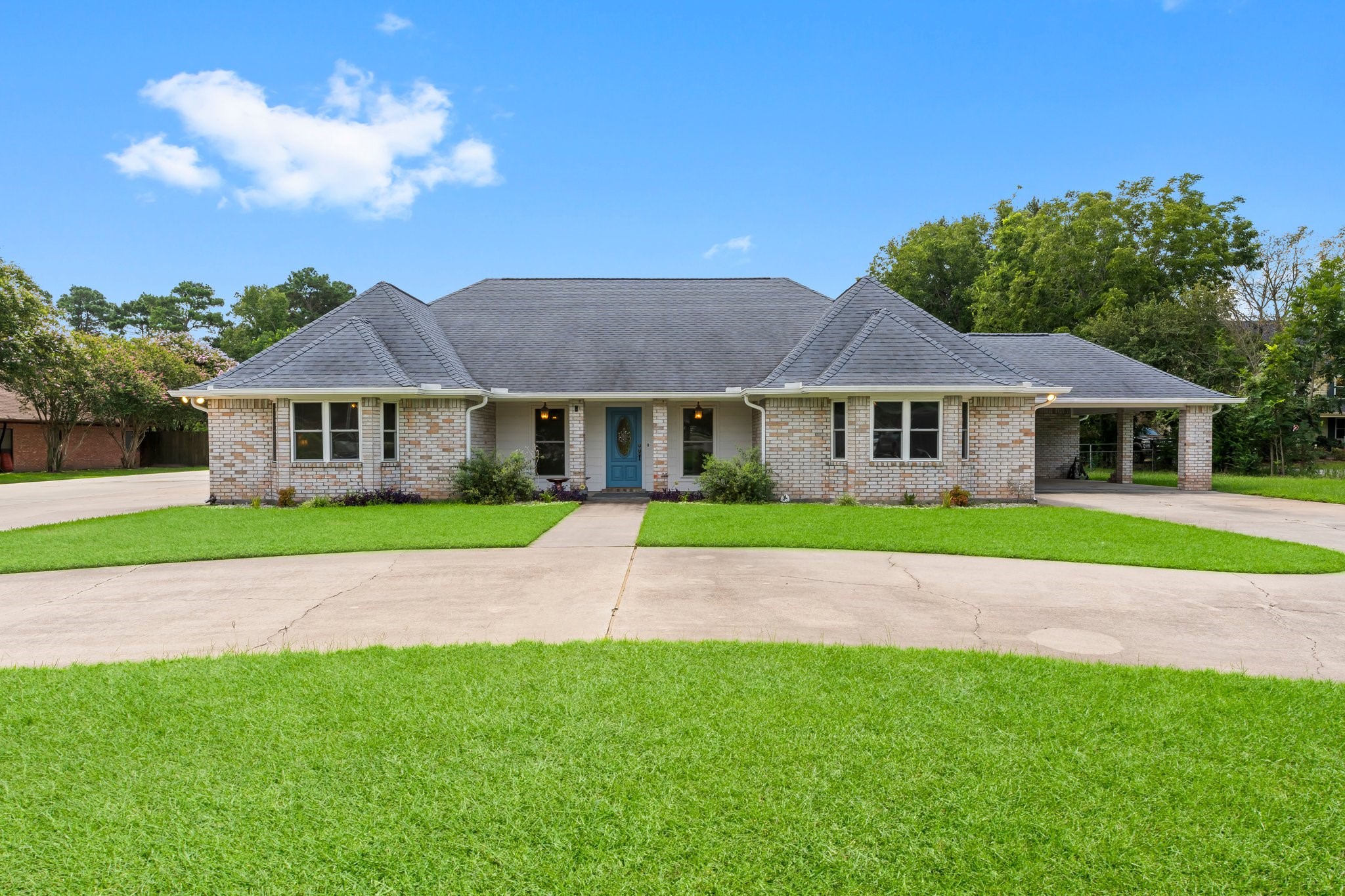 12907 Zion Road Property Photo