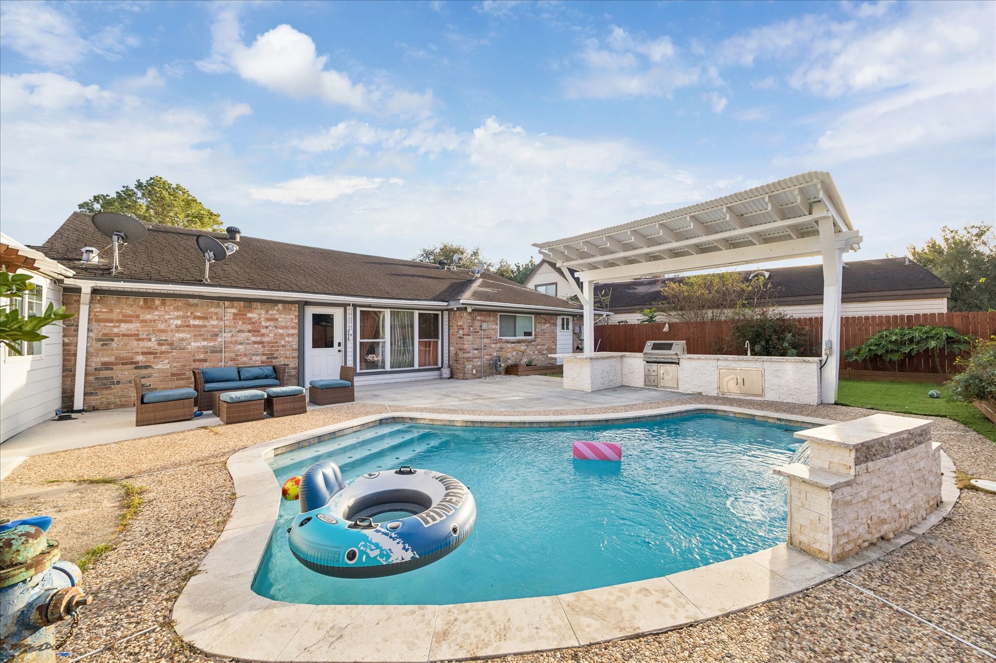 10402 Huntington Point Drive Property Photo 16