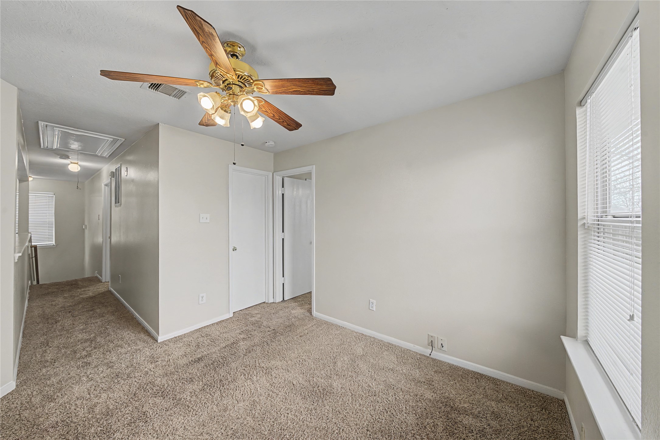 1111 Auburn View Lane Property Photo 20