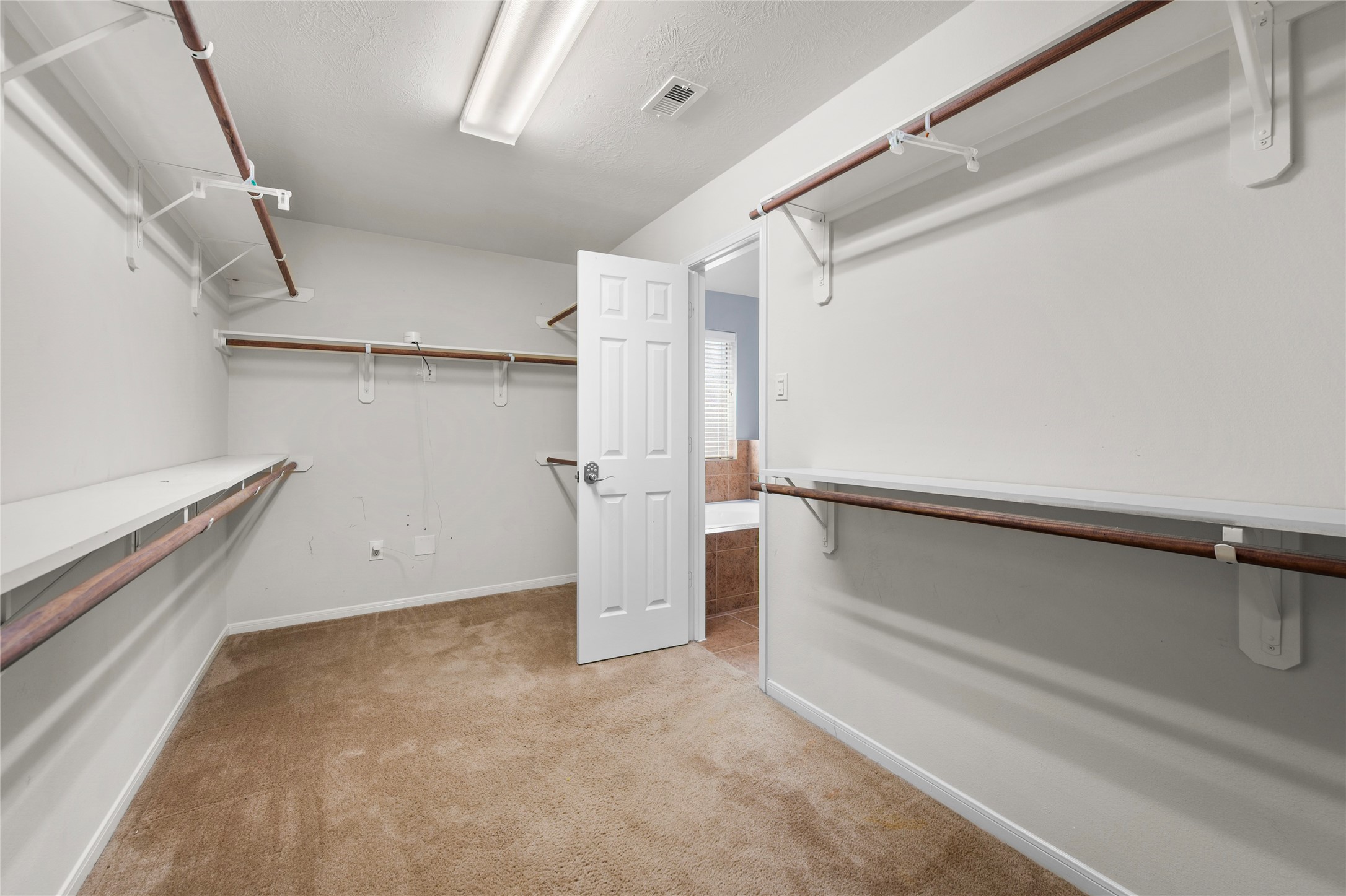 5610 Walcott Mills Drive Property Photo 25