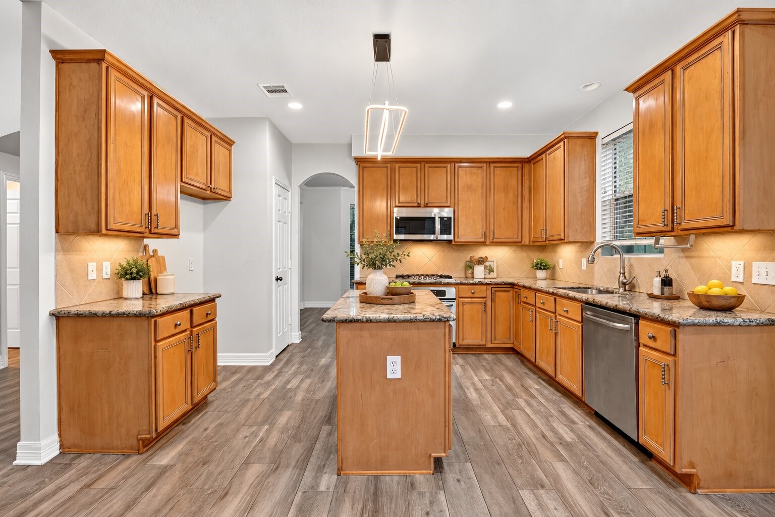 10227 Mossy Brook Lane Property Photo 9