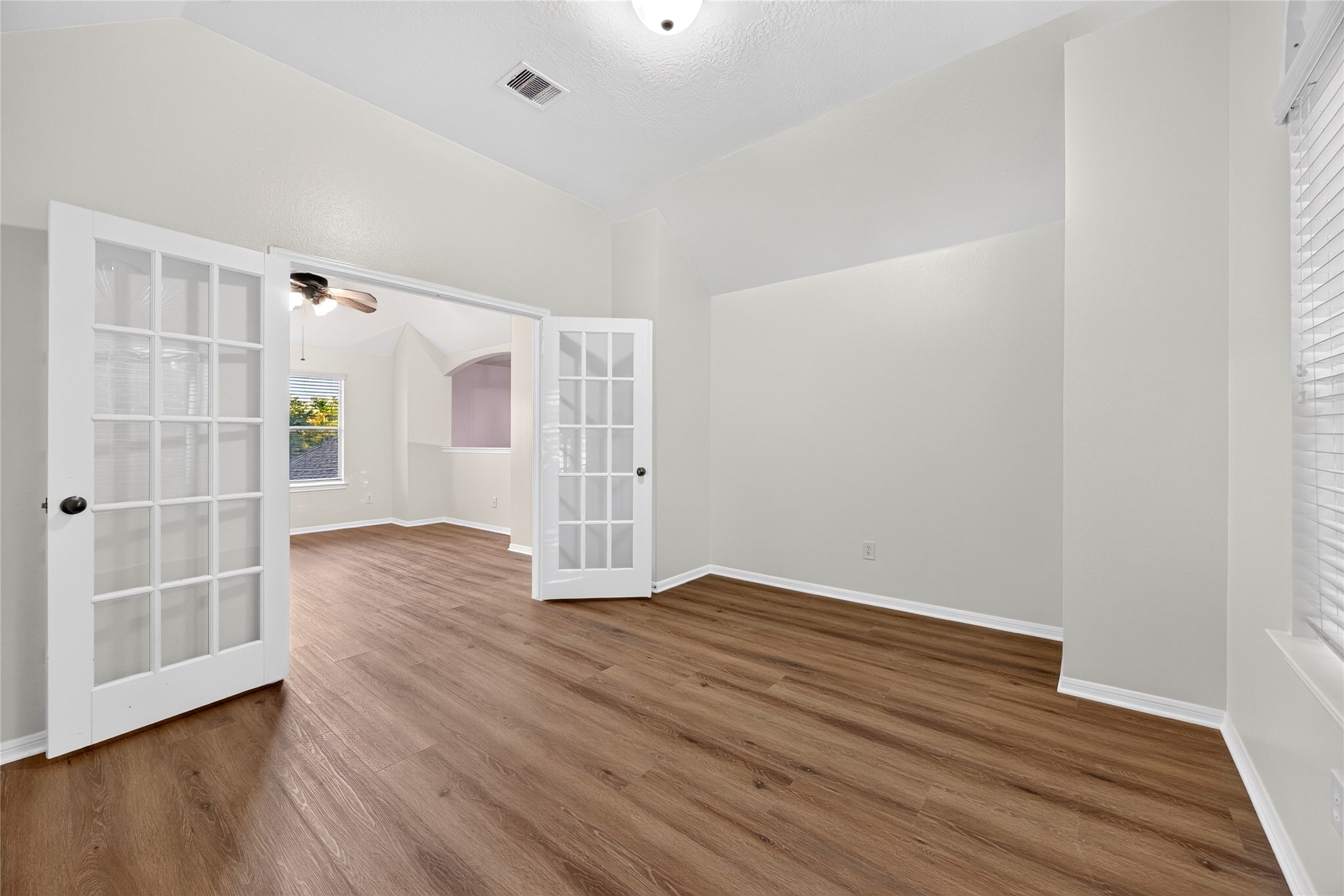 10227 Mossy Brook Lane Property Photo 32