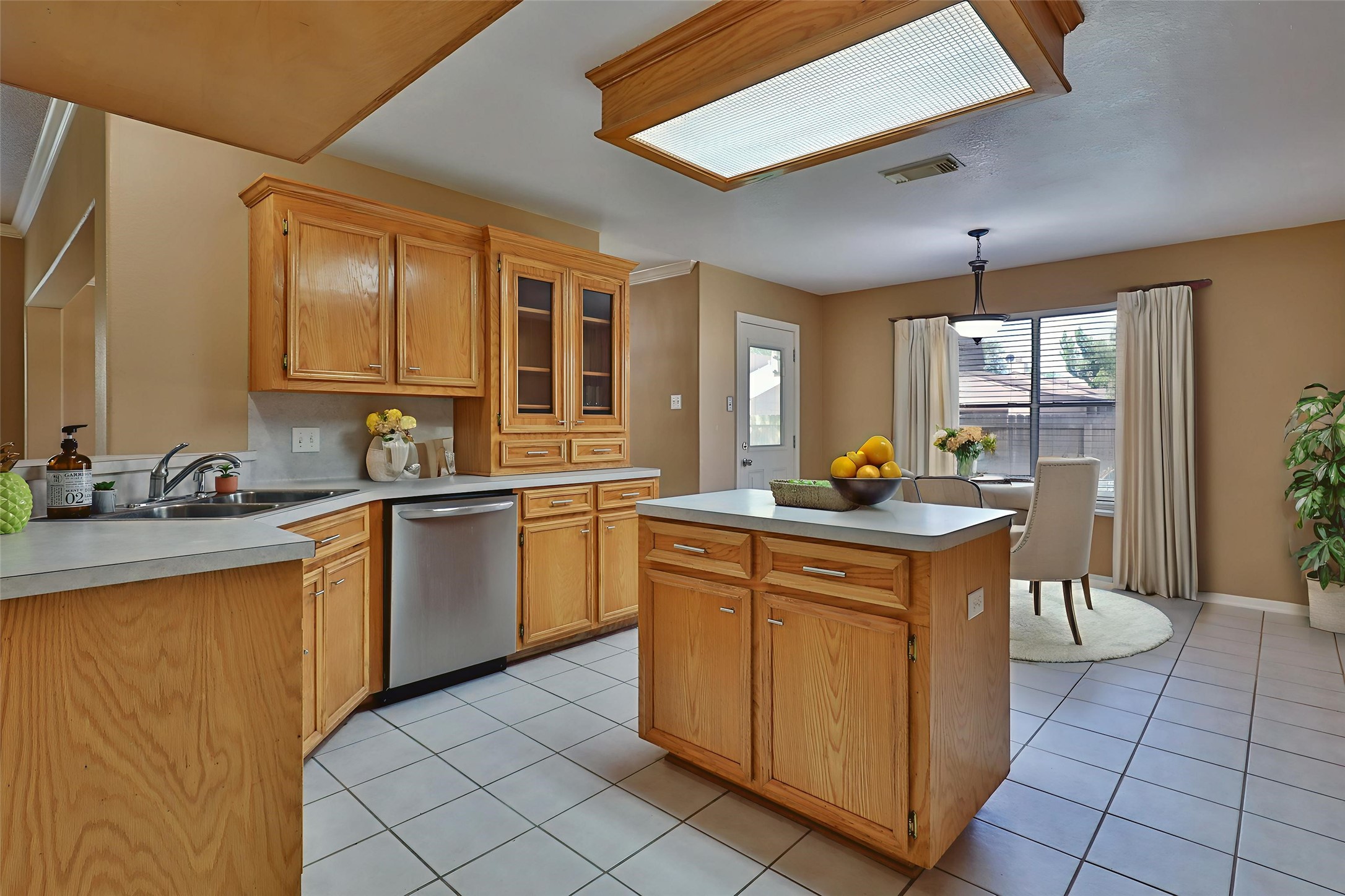 55 Habanero Court Property Photo 4