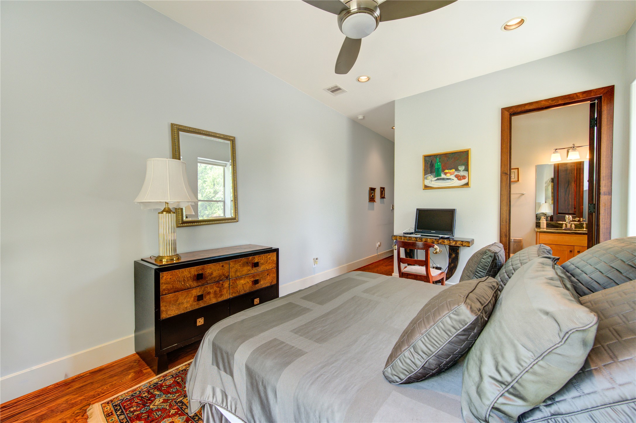 4023 Norfolk Street Property Photo 25
