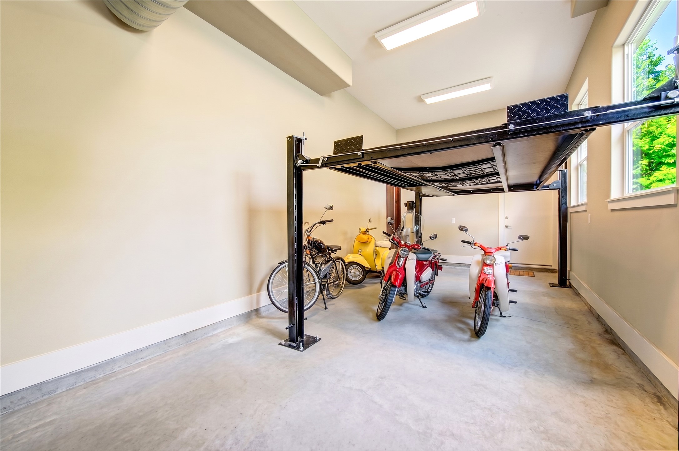 4023 Norfolk Street Property Photo 30
