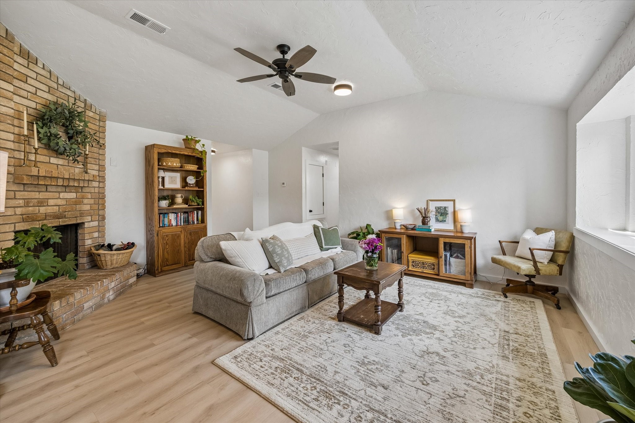 26739 Cypresswood Drive Property Photo 5