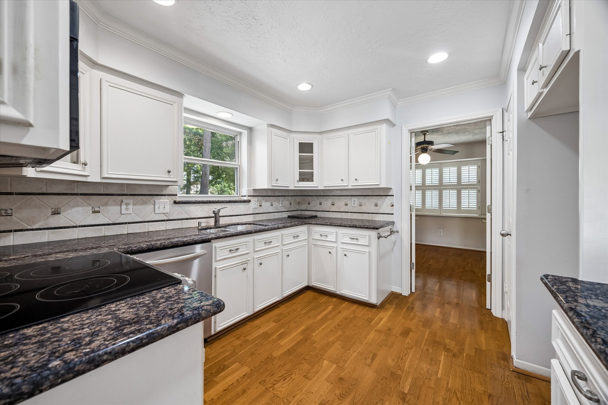 5627 Bough Court Property Photo 8