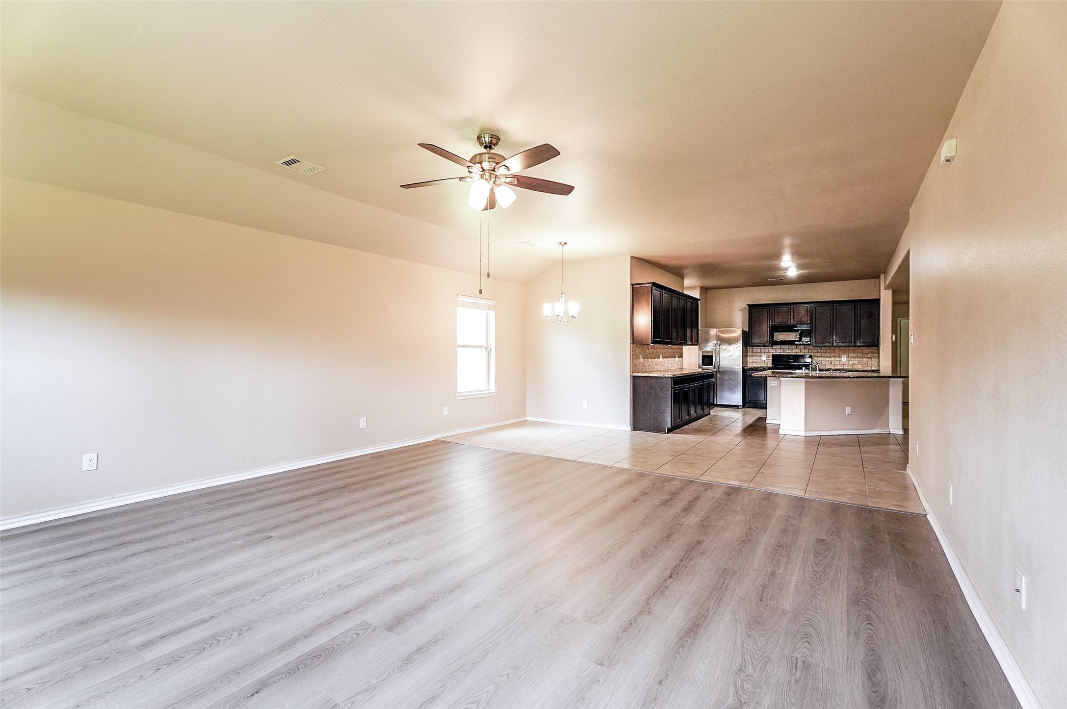 18303 Trace Pointe Lane Property Photo 4