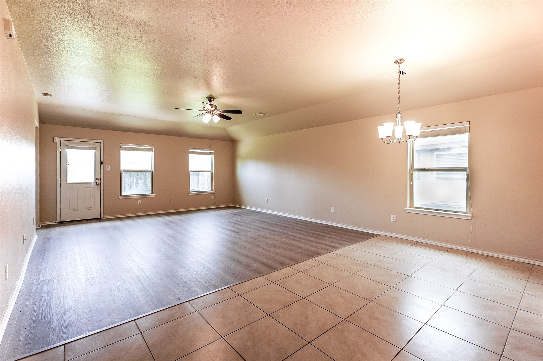 18303 Trace Pointe Lane Property Photo 5