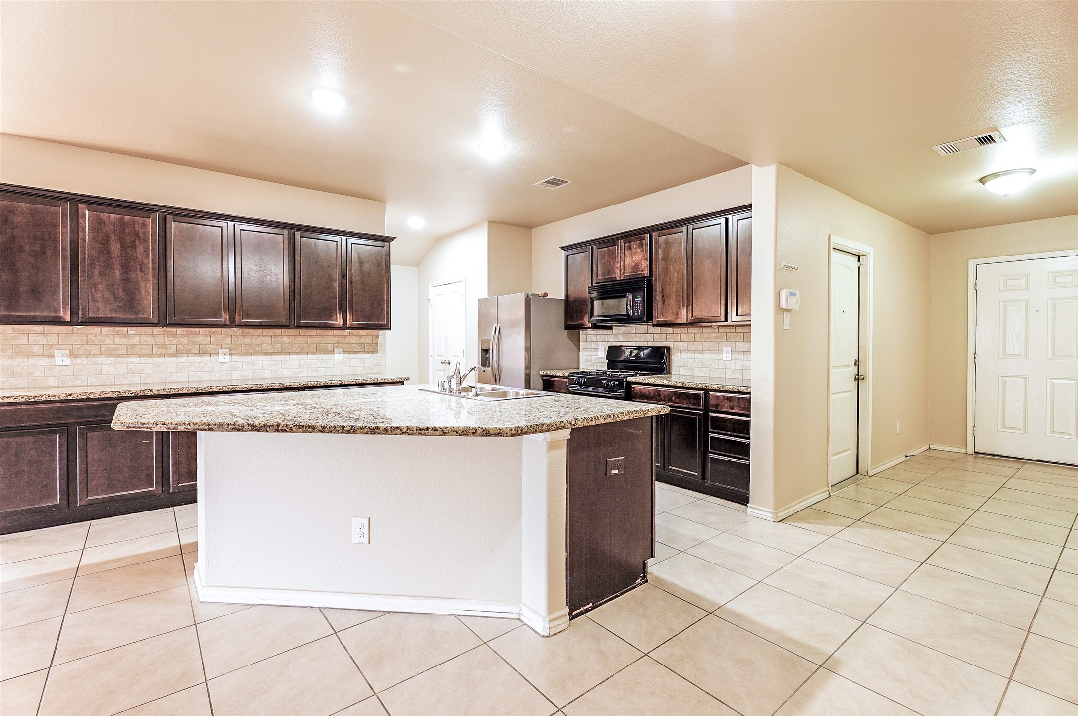 18303 Trace Pointe Lane Property Photo 9