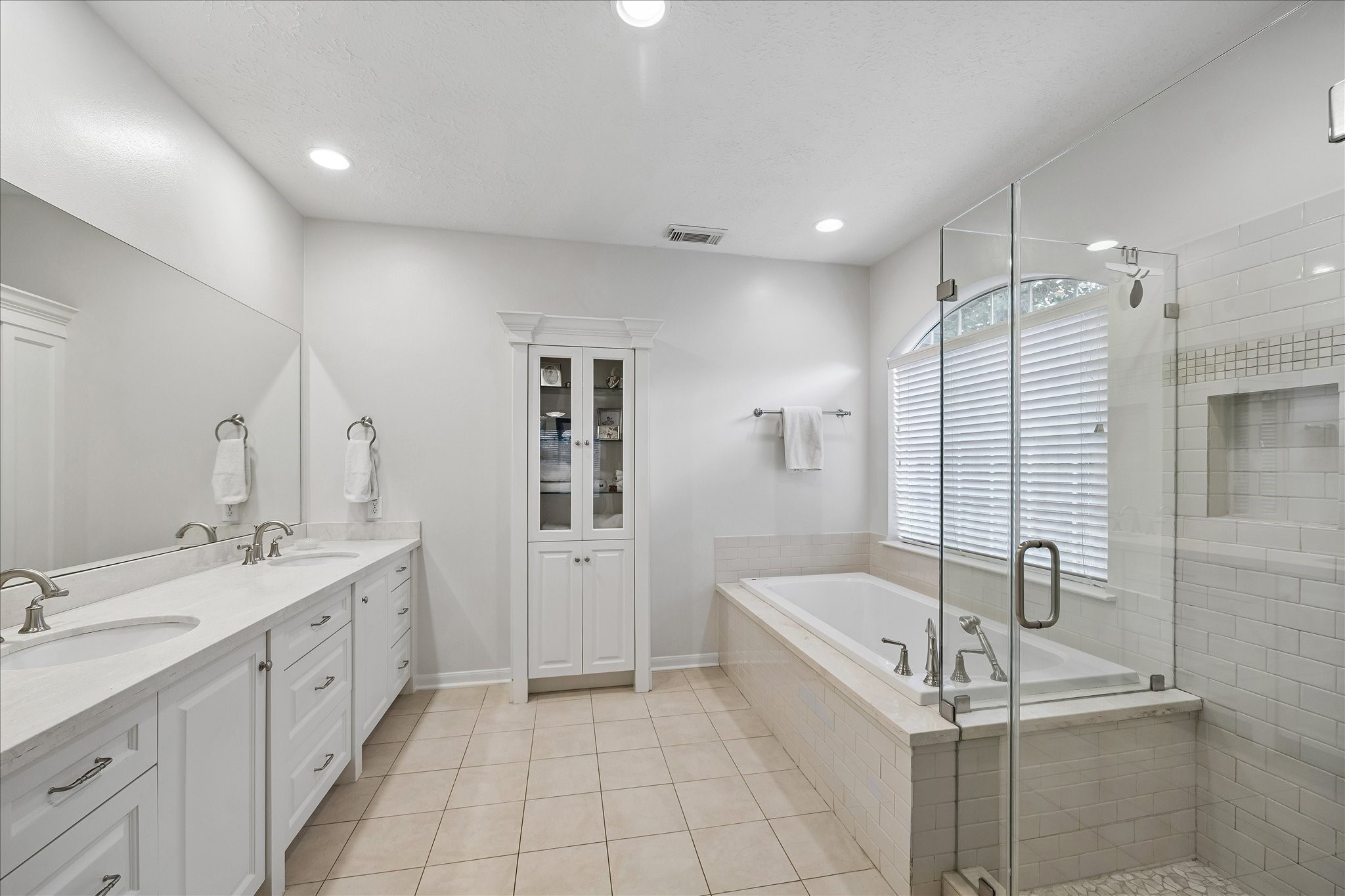 5606 Cottonmist Court Property Photo 17