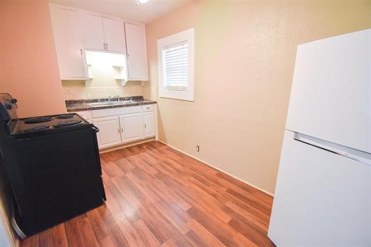 210 College St Property Photo 5