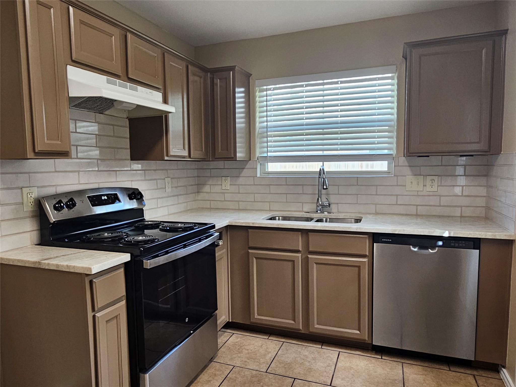 500 Birch Cluster Court Property Photo 14