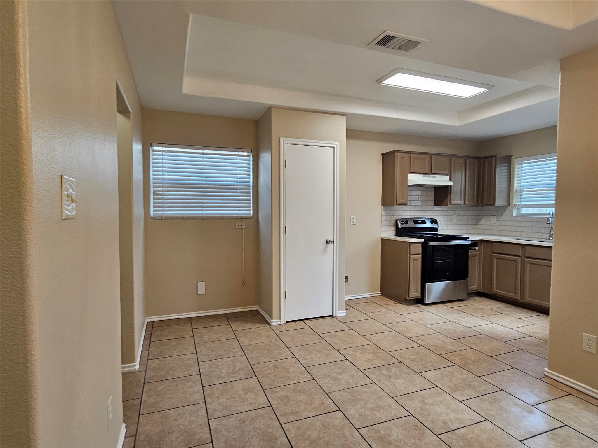 500 Birch Cluster Court Property Photo 17
