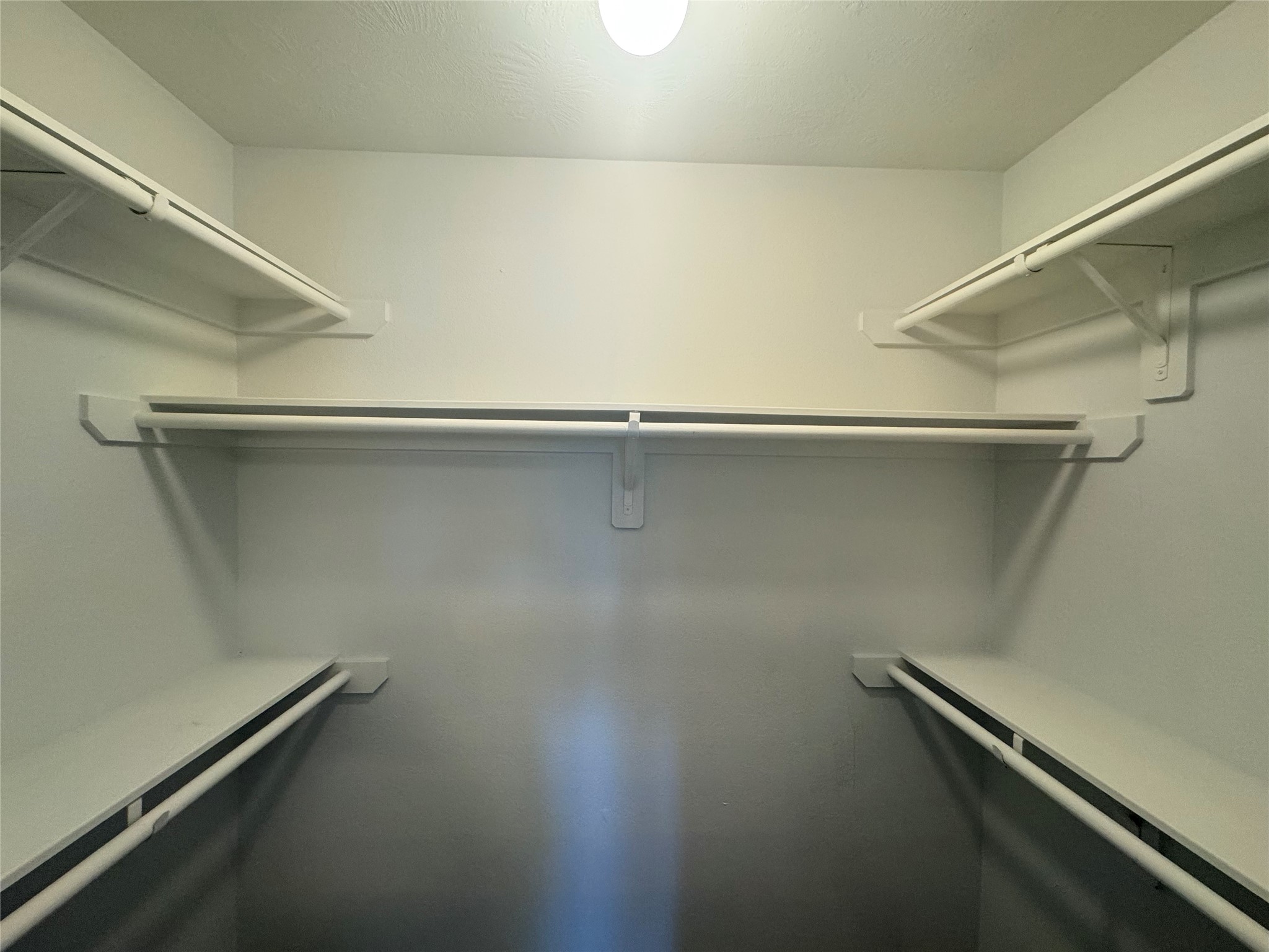 8107 Gran Villa Drive Property Photo 35