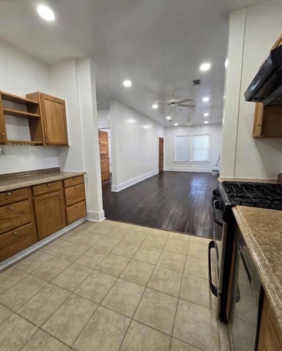 301 Winnie Street Property Photo 4