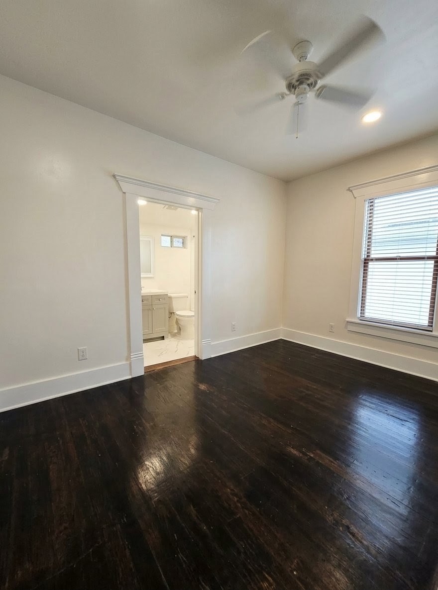 301 Winnie Street Property Photo 5