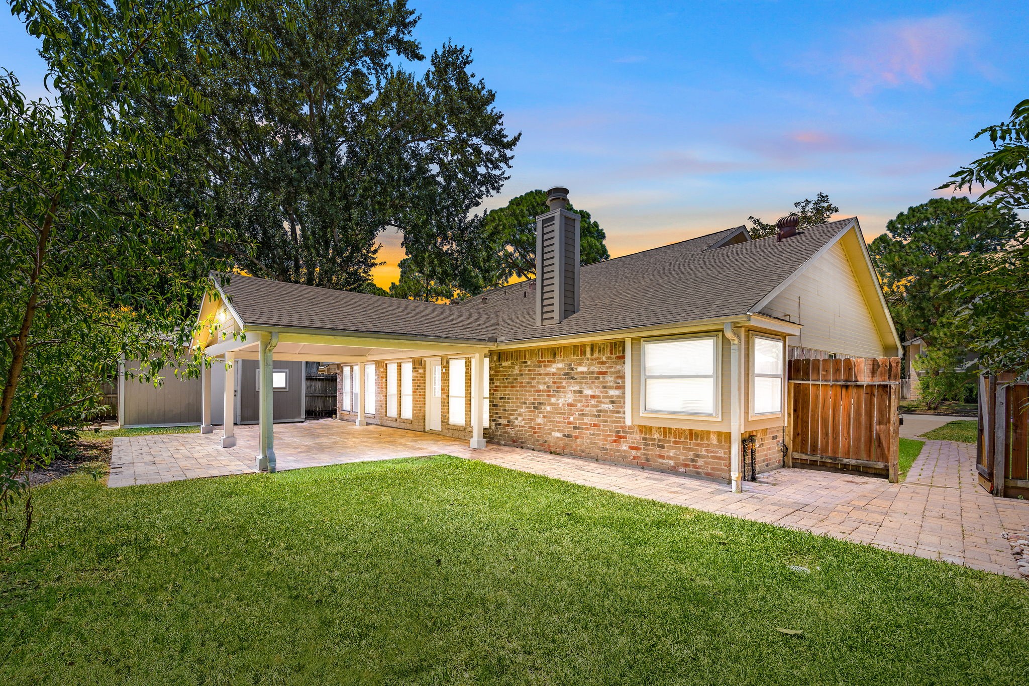 21635 Park Brook Drive Property Photo 3