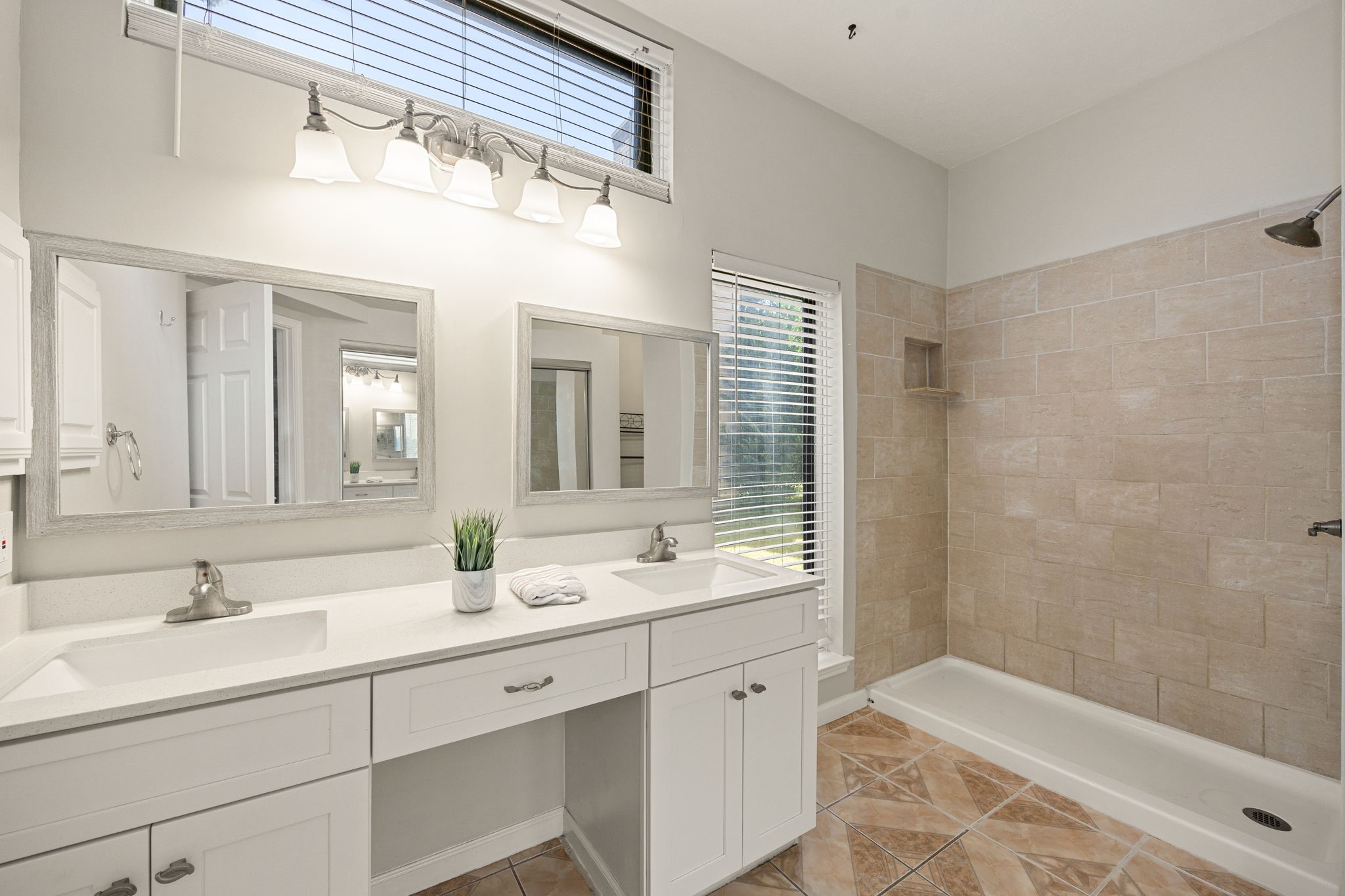 21635 Park Brook Drive Property Photo 25