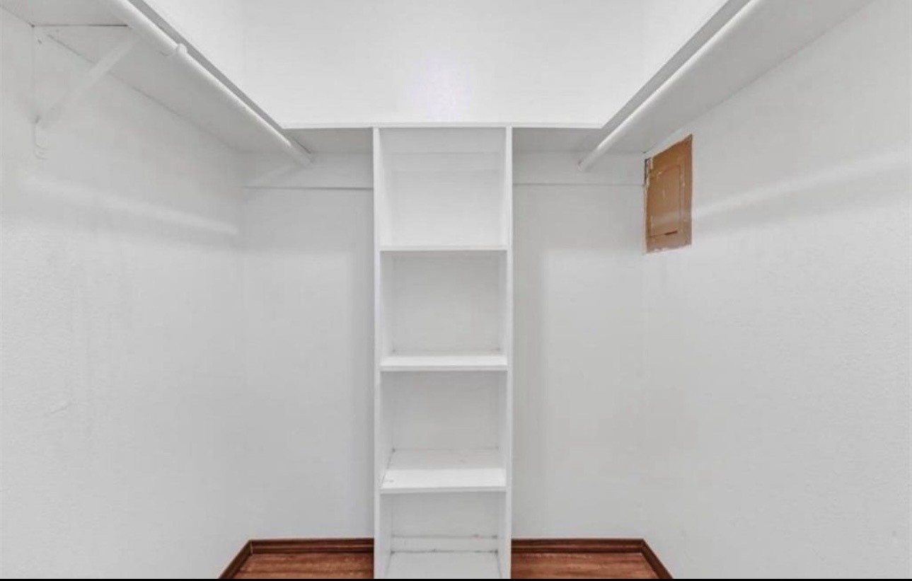 6161 Reims Road 200 Property Photo 2