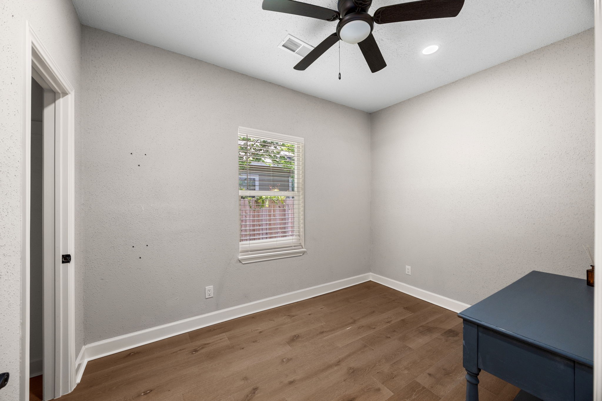4103 New Orleans Street Property Photo 15