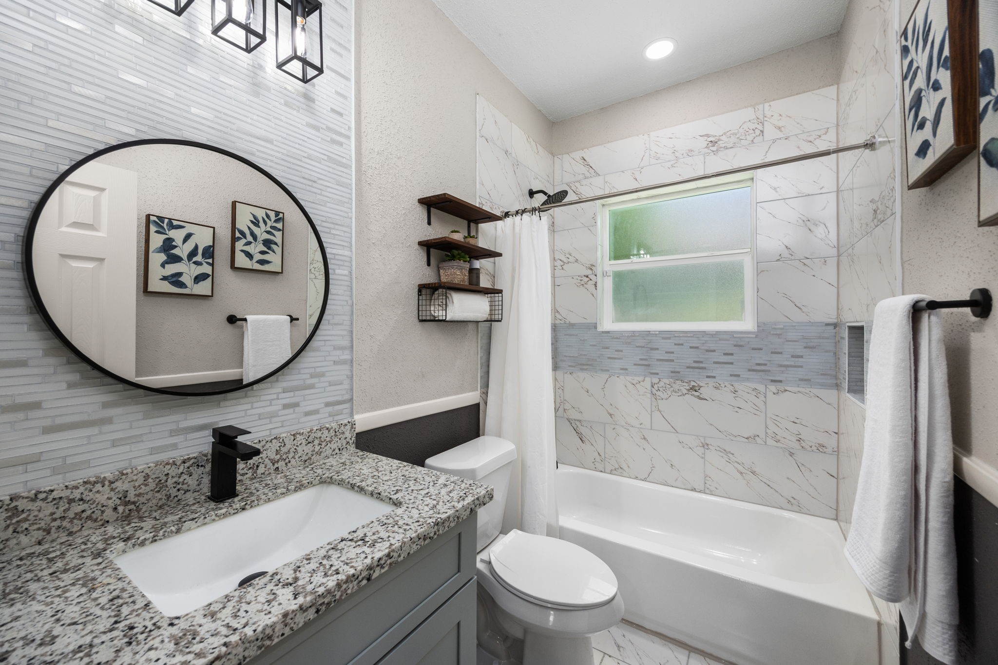 4103 New Orleans Street Property Photo 16