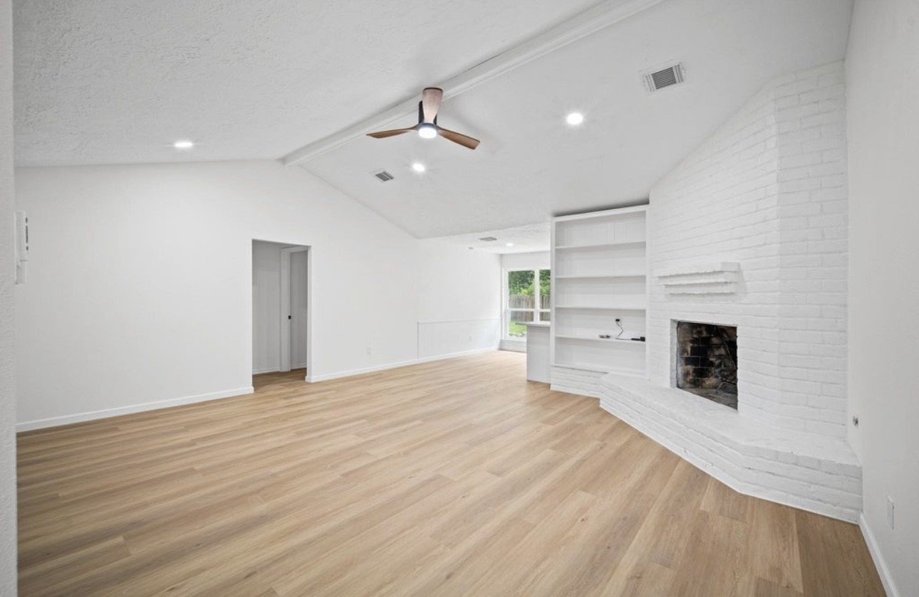 10935 Silkwood Drive Property Photo 3