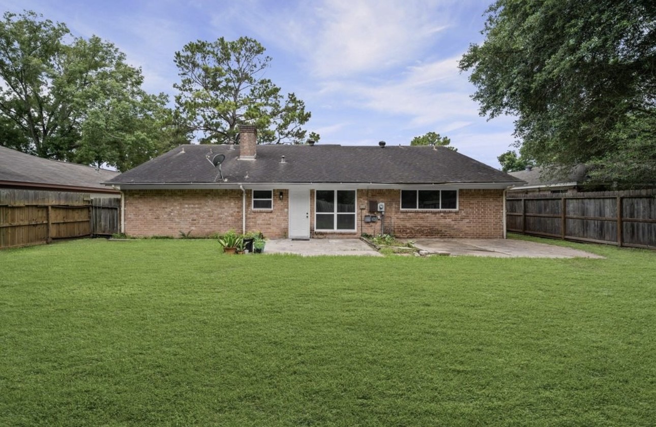 10935 Silkwood Drive Property Photo 15