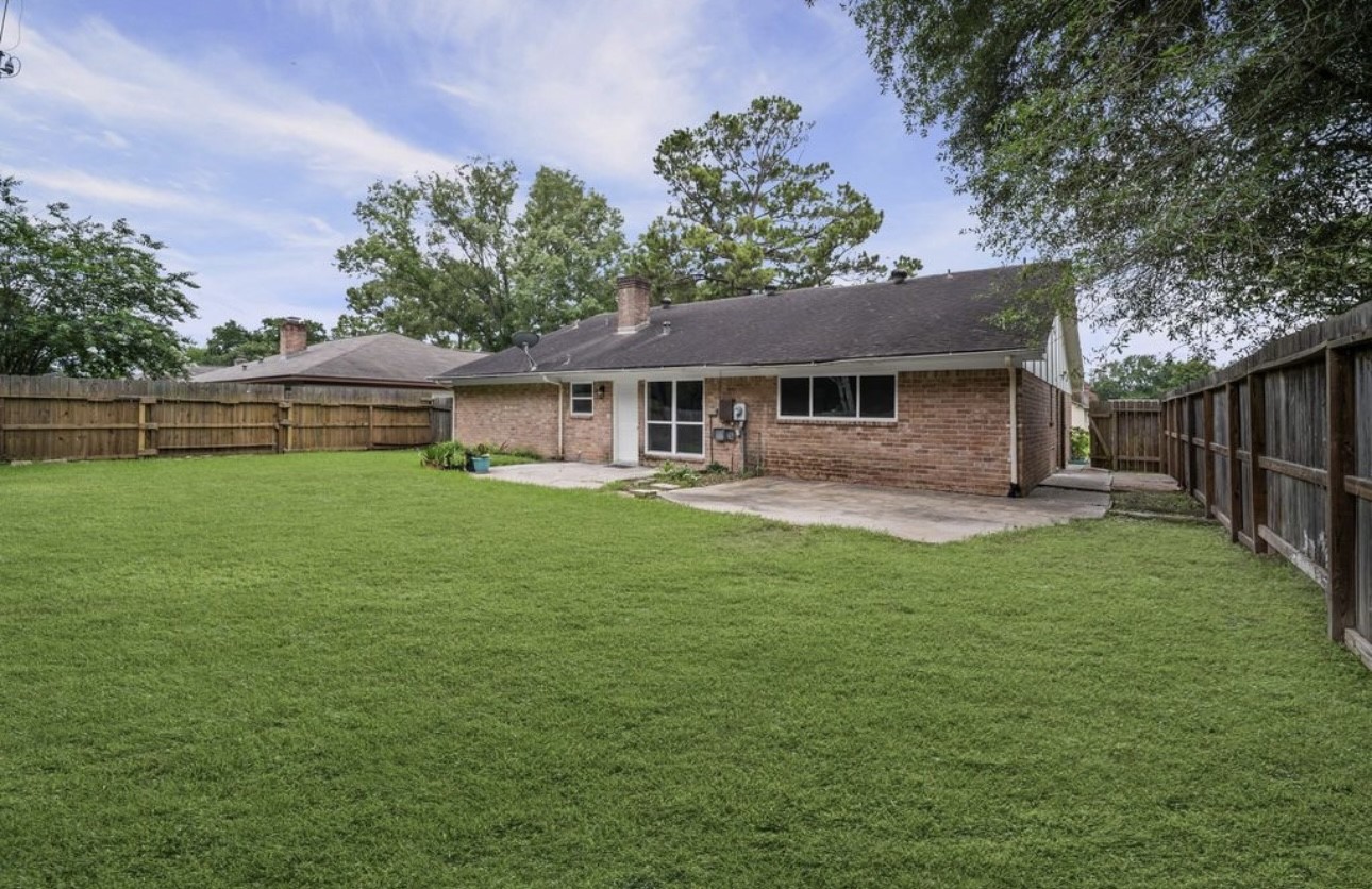 10935 Silkwood Drive Property Photo 17