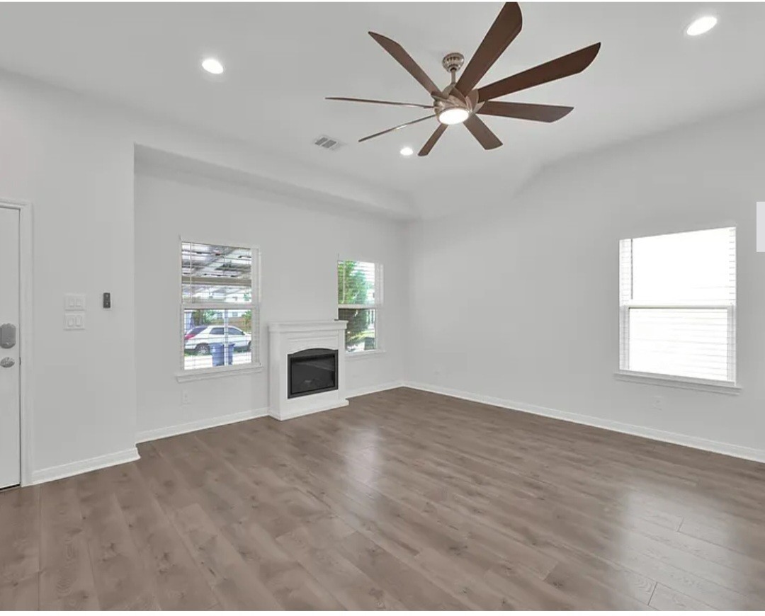 16708 Stonefield Property Photo 14