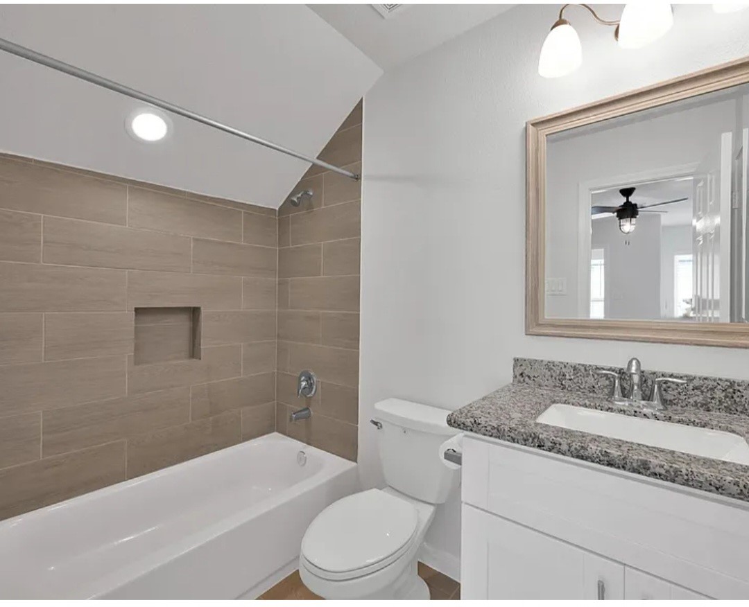 16708 Stonefield Property Photo 27