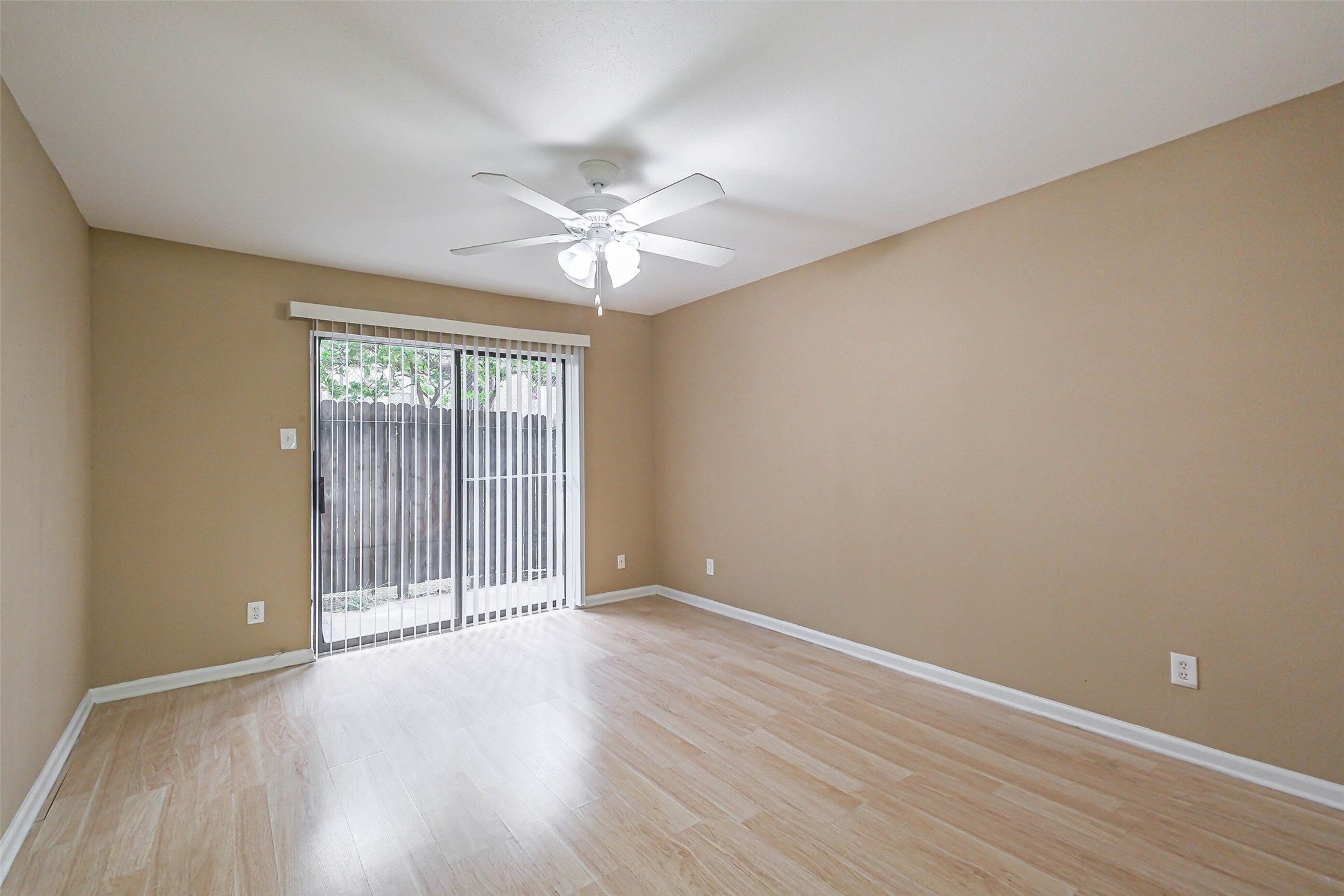 6633 W Airport Boulevard 807 Property Photo 10