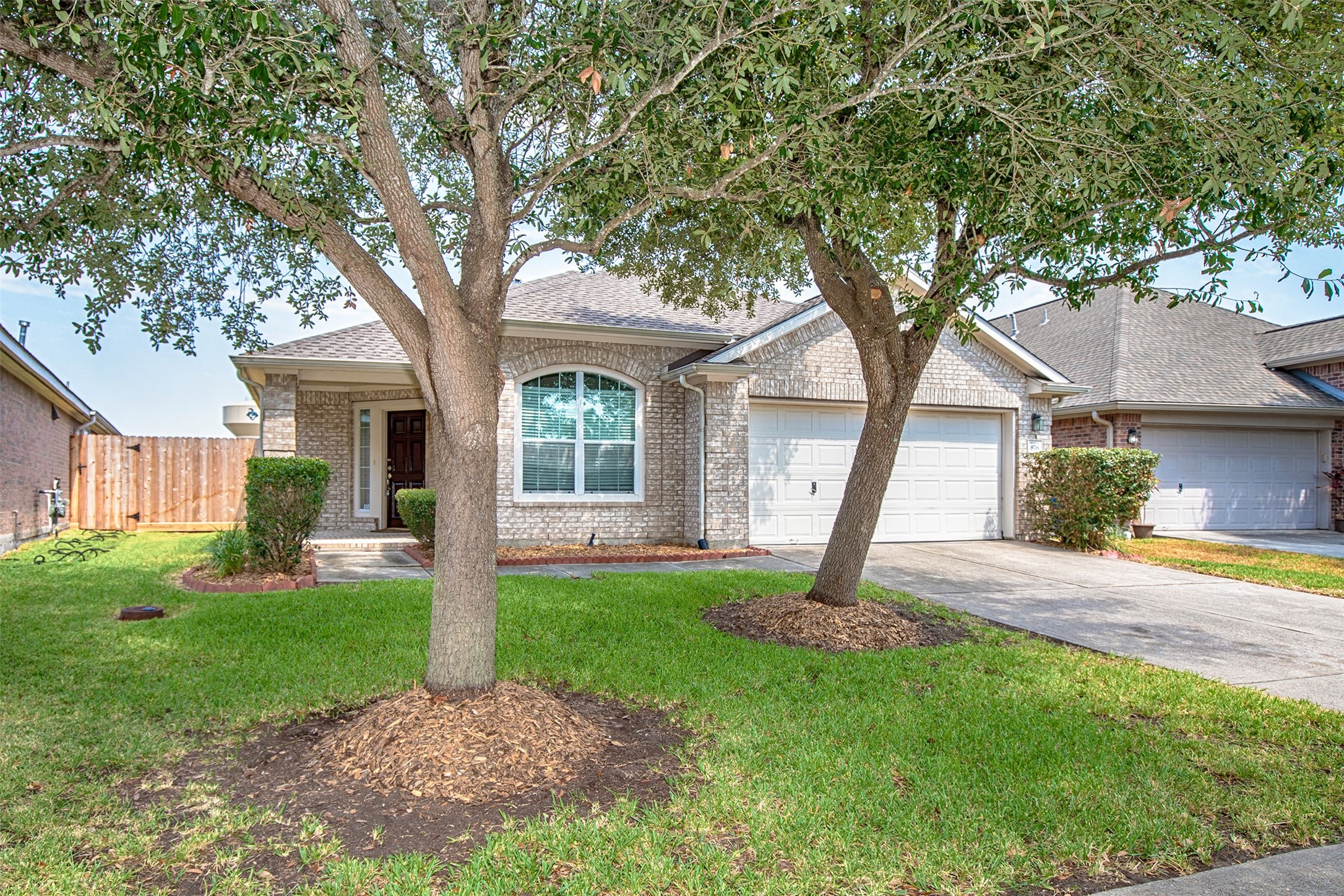 876 Schooner Cove Lane Property Photo 1