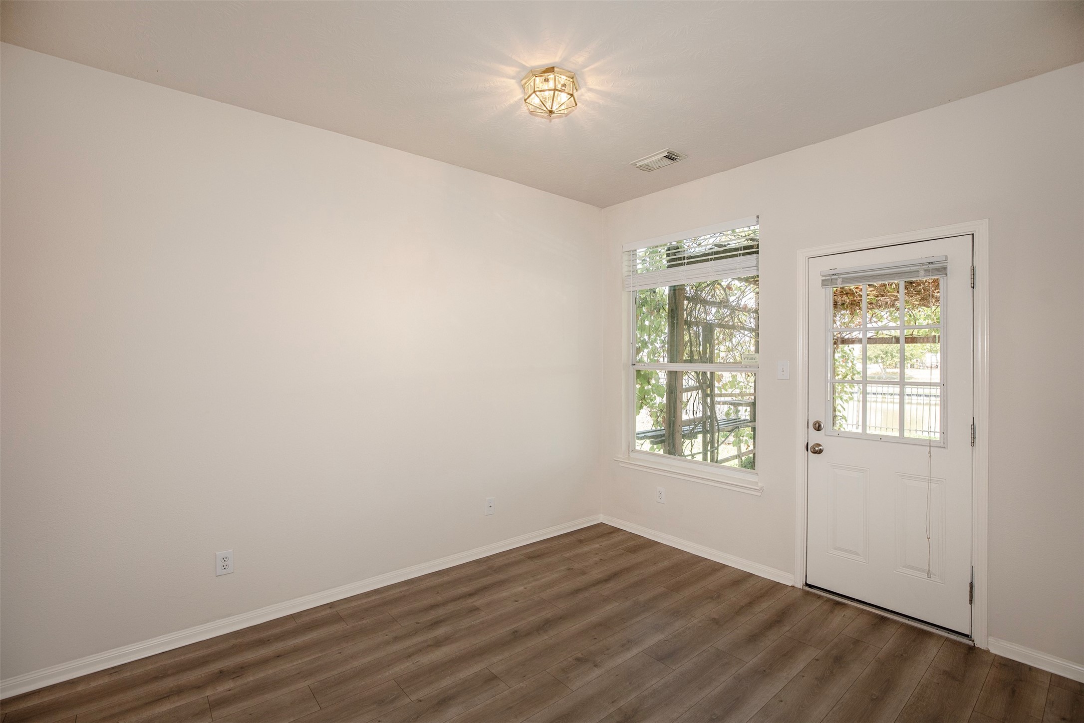 876 Schooner Cove Lane Property Photo 18