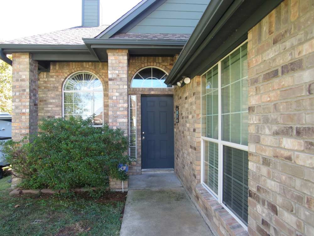 70 Lakeside Property Photo 2