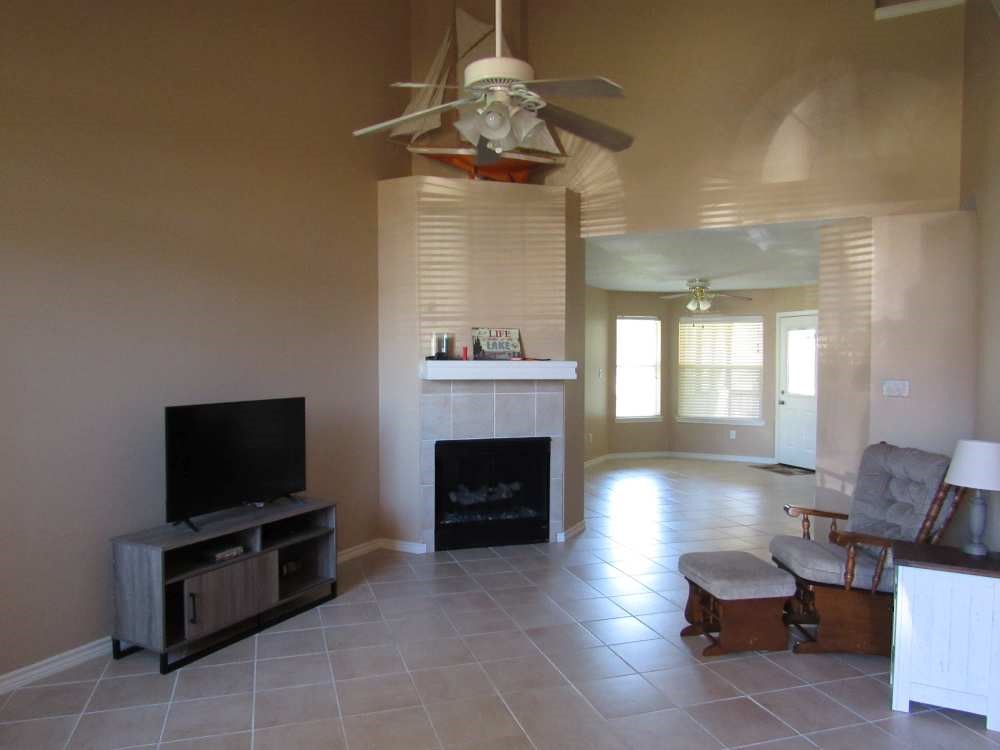 70 Lakeside Property Photo 4