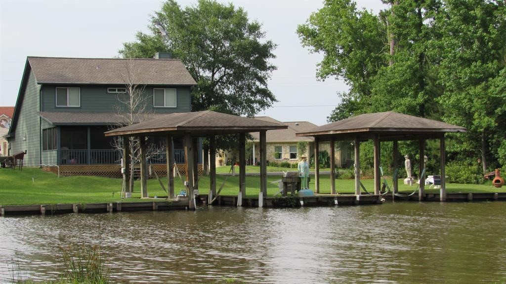70 Lakeside Property Photo 17