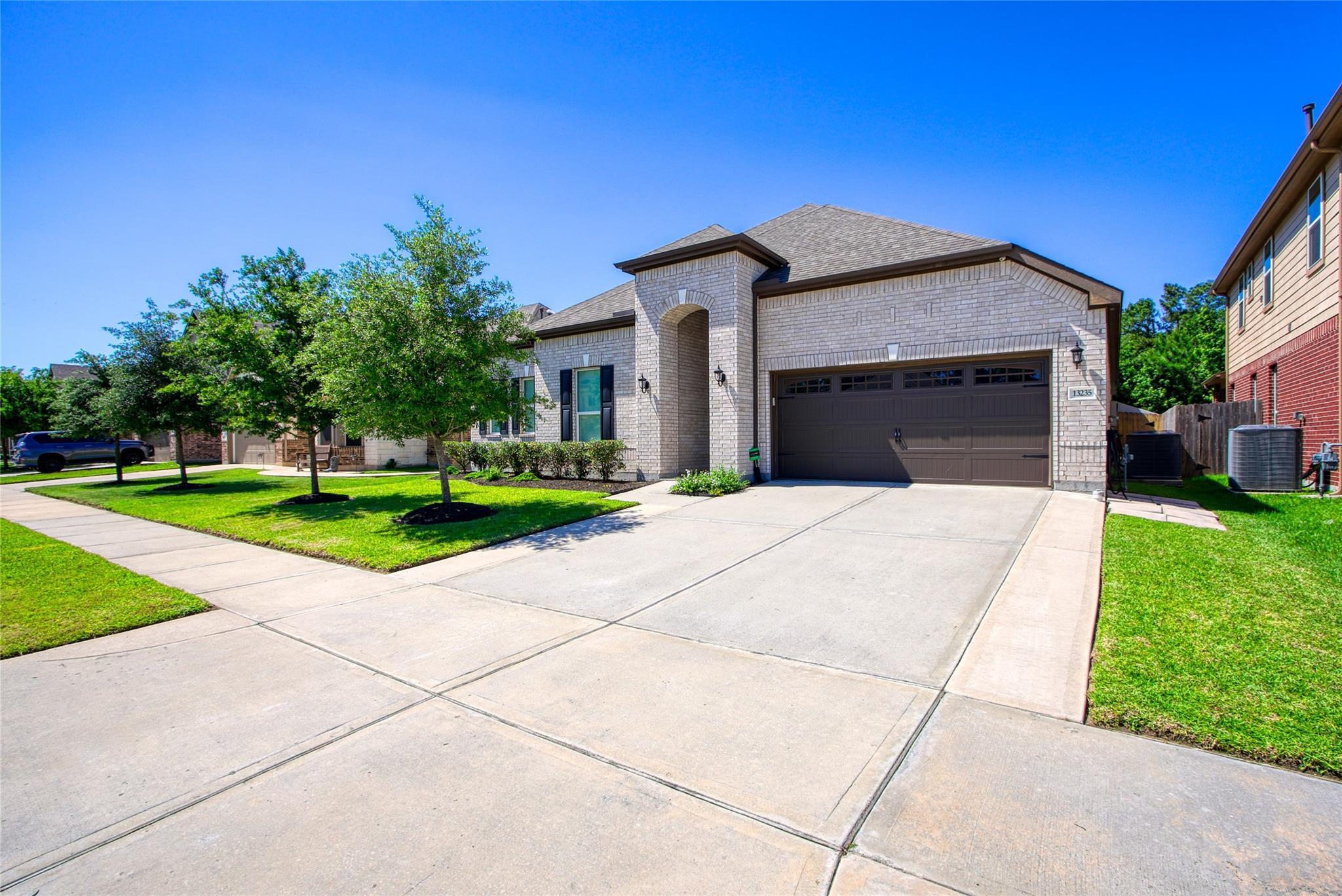 13235 Westmont Heights Lane, Houston Tx 77044 Property Photo 2