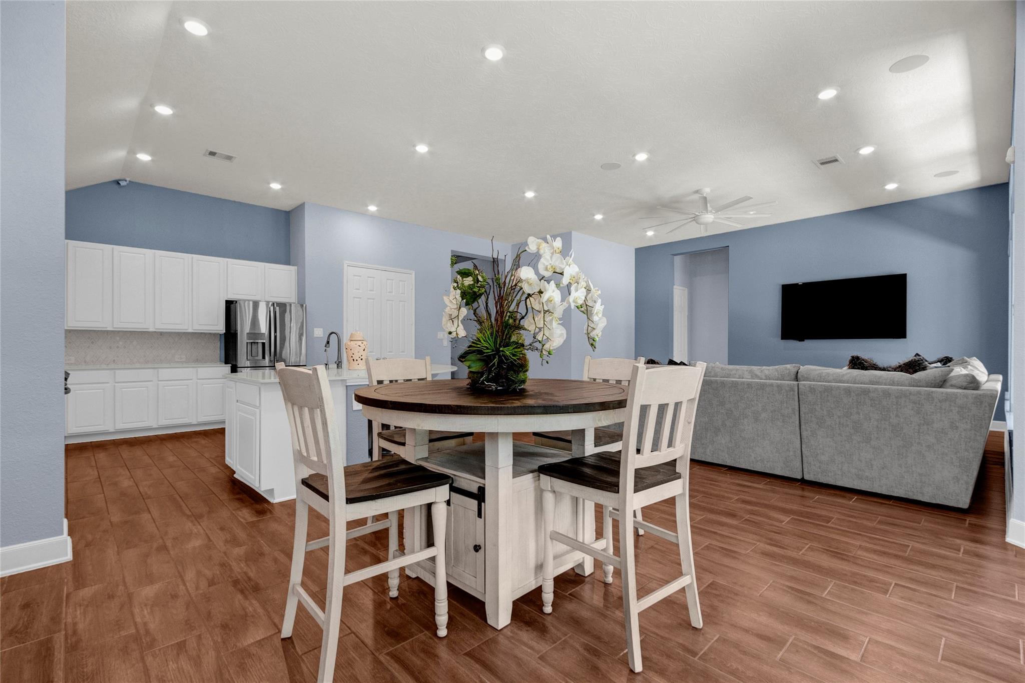 13235 Westmont Heights Lane, Houston Tx 77044 Property Photo 11