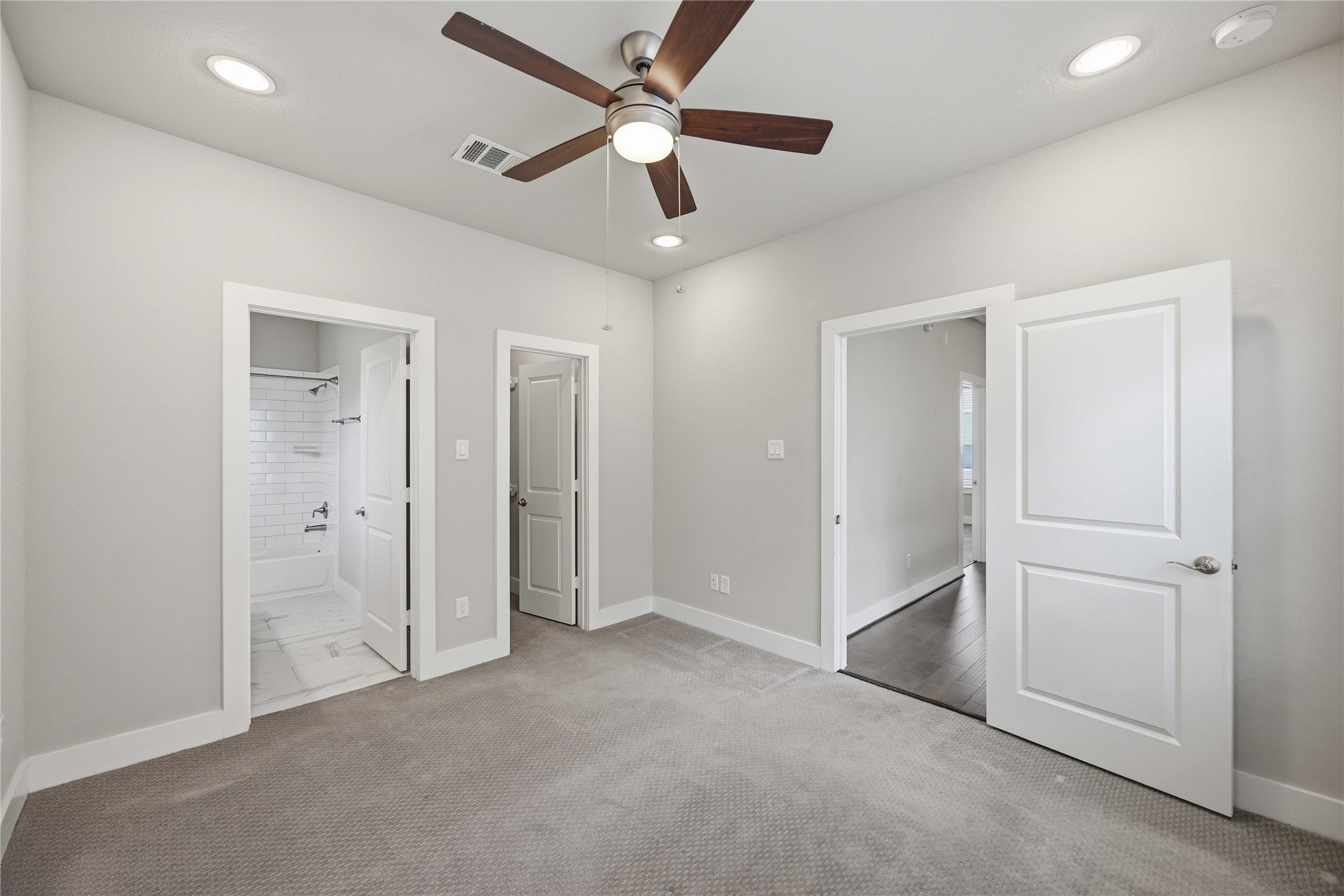 420 W 28th Street B Property Photo 18