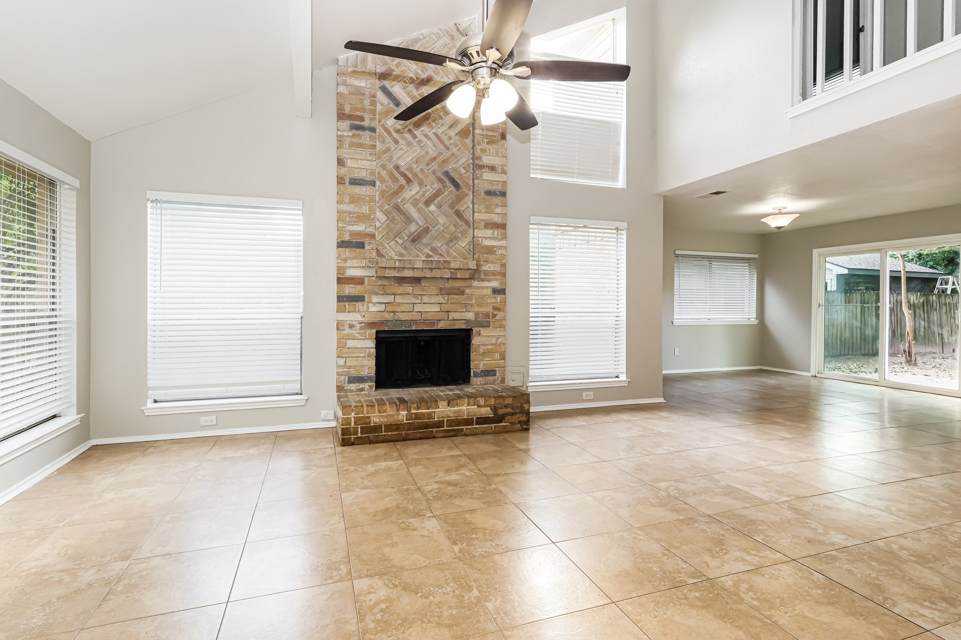 2322 Piddler Drive Property Photo 3