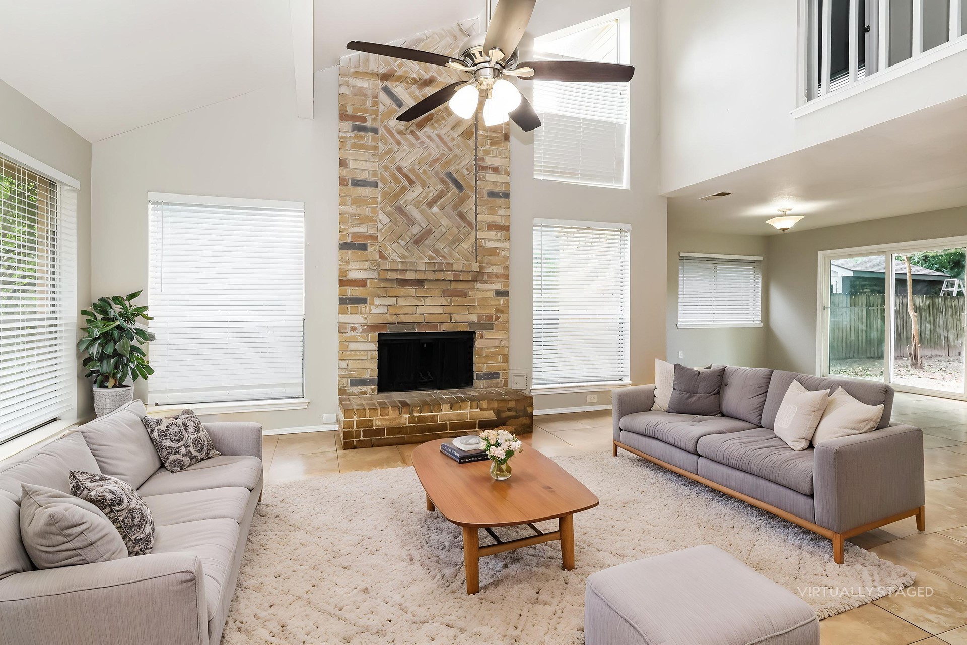 2322 Piddler Drive Property Photo 4