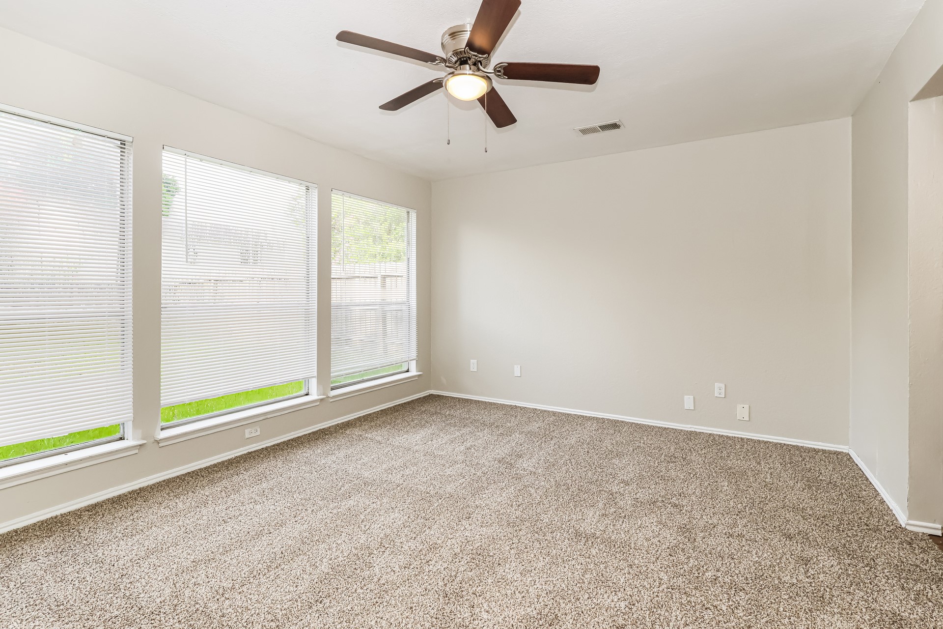 2322 Piddler Drive Property Photo 11
