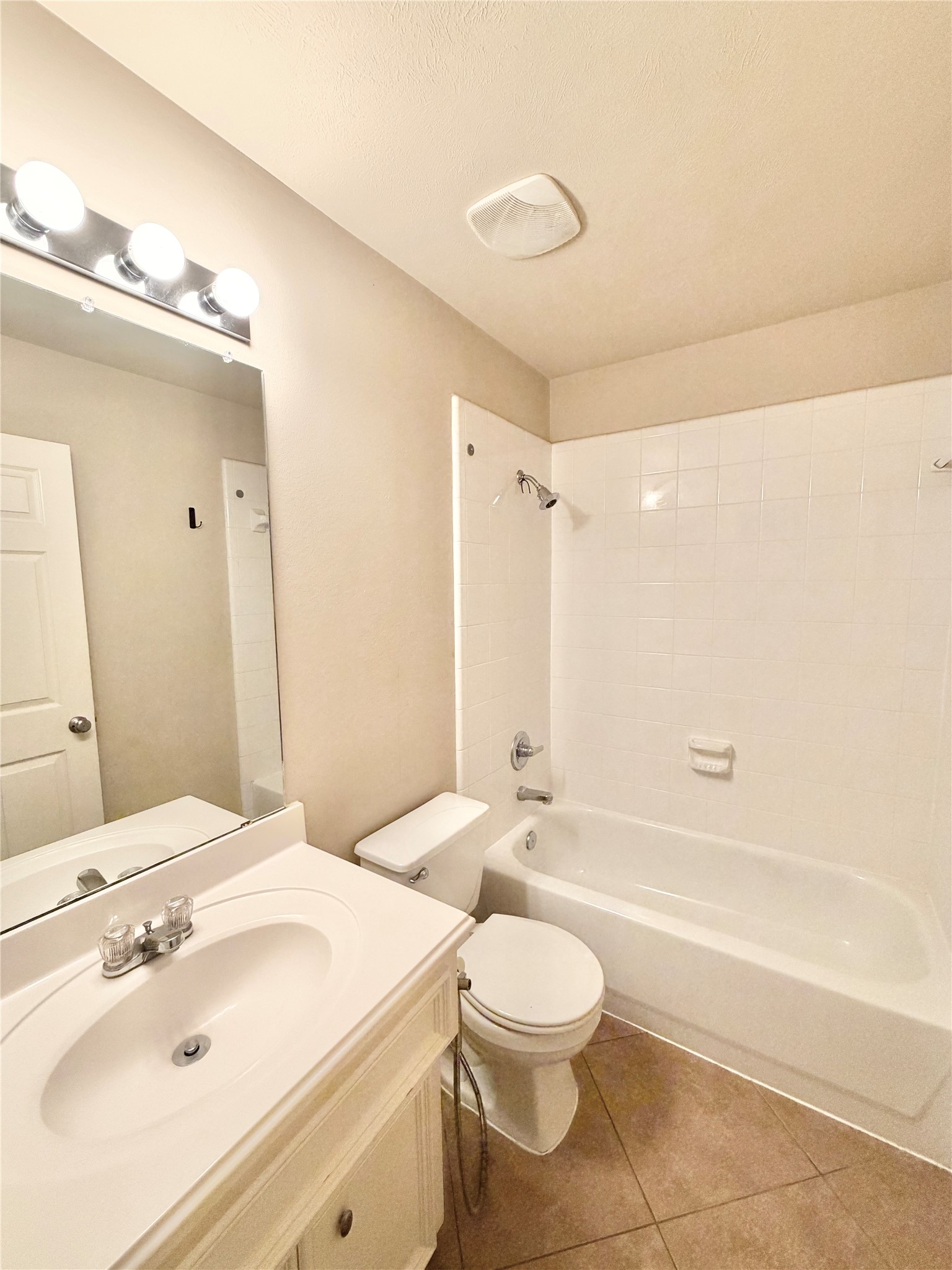 1828 Wheeler Street Property Photo 5